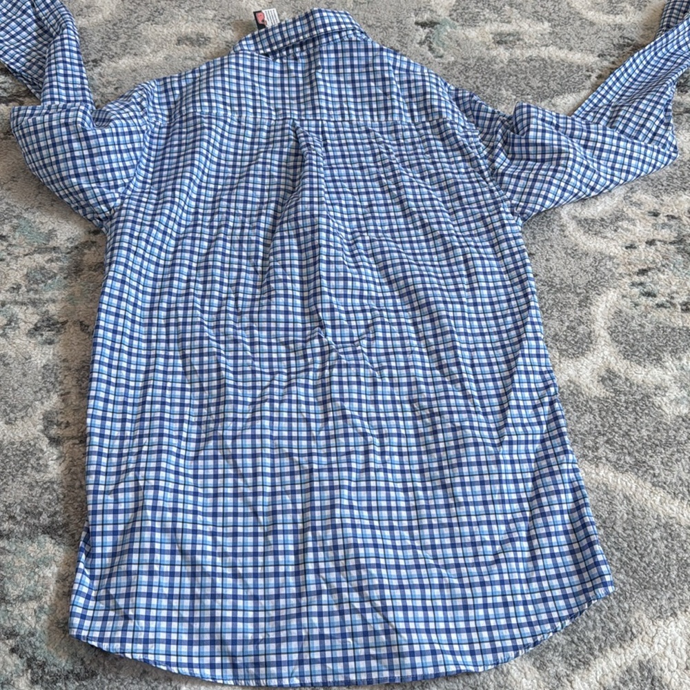 Vineyard Vines Performance Button Down - image 8